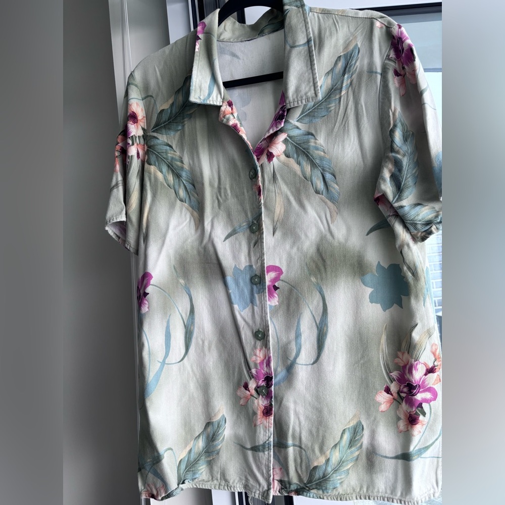 Light Green Floral Button-Down Shirt